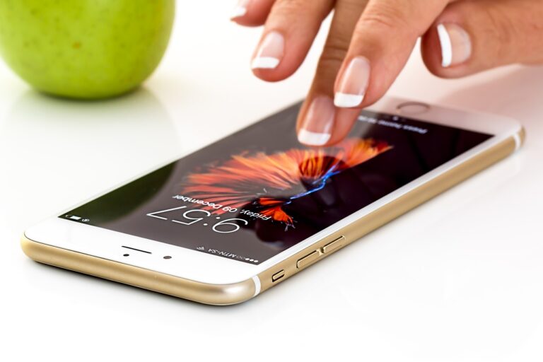 Apple démontre la complexité du contenu numérique